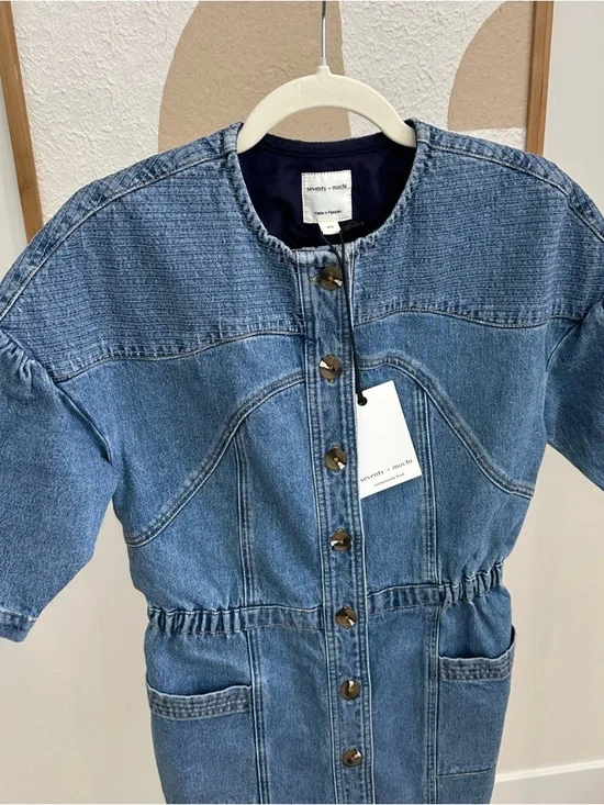 Denim Button-Front Short Sleeve Dress - Picture 3 of 5